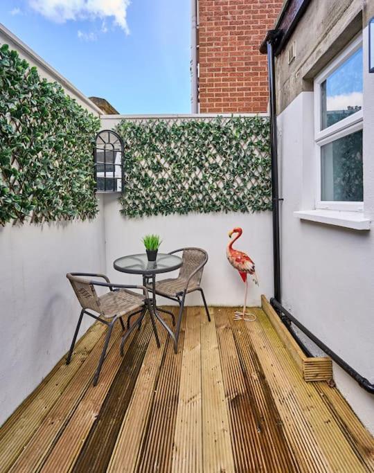 Luxury Lets - Windsor Townhouse *